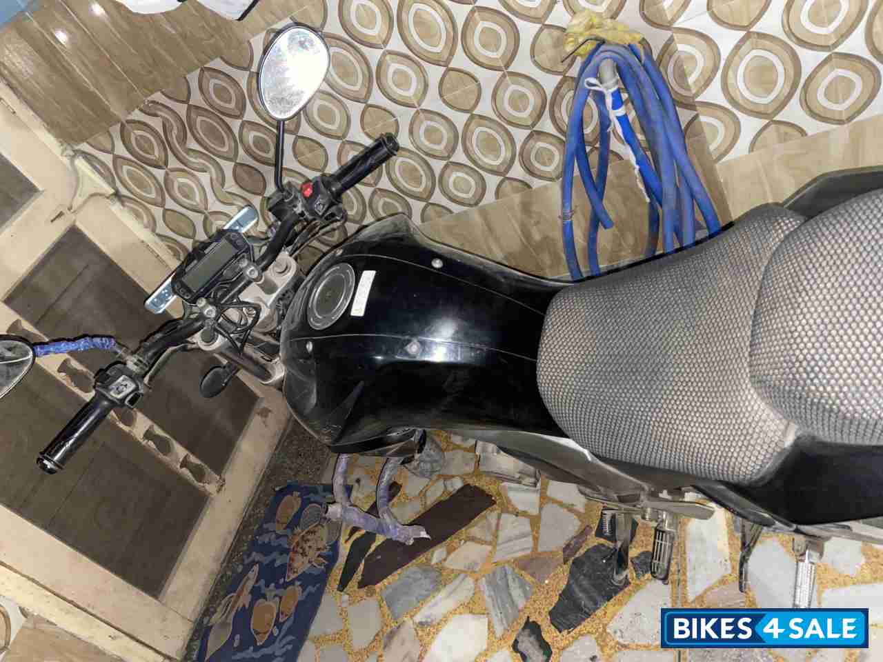 Black Yamaha FZ1 Black Yamaha FZ1