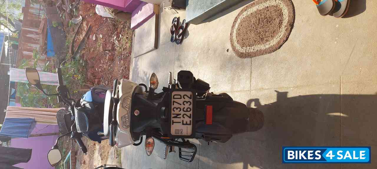 Blue TVS Apache RTR 160 4V