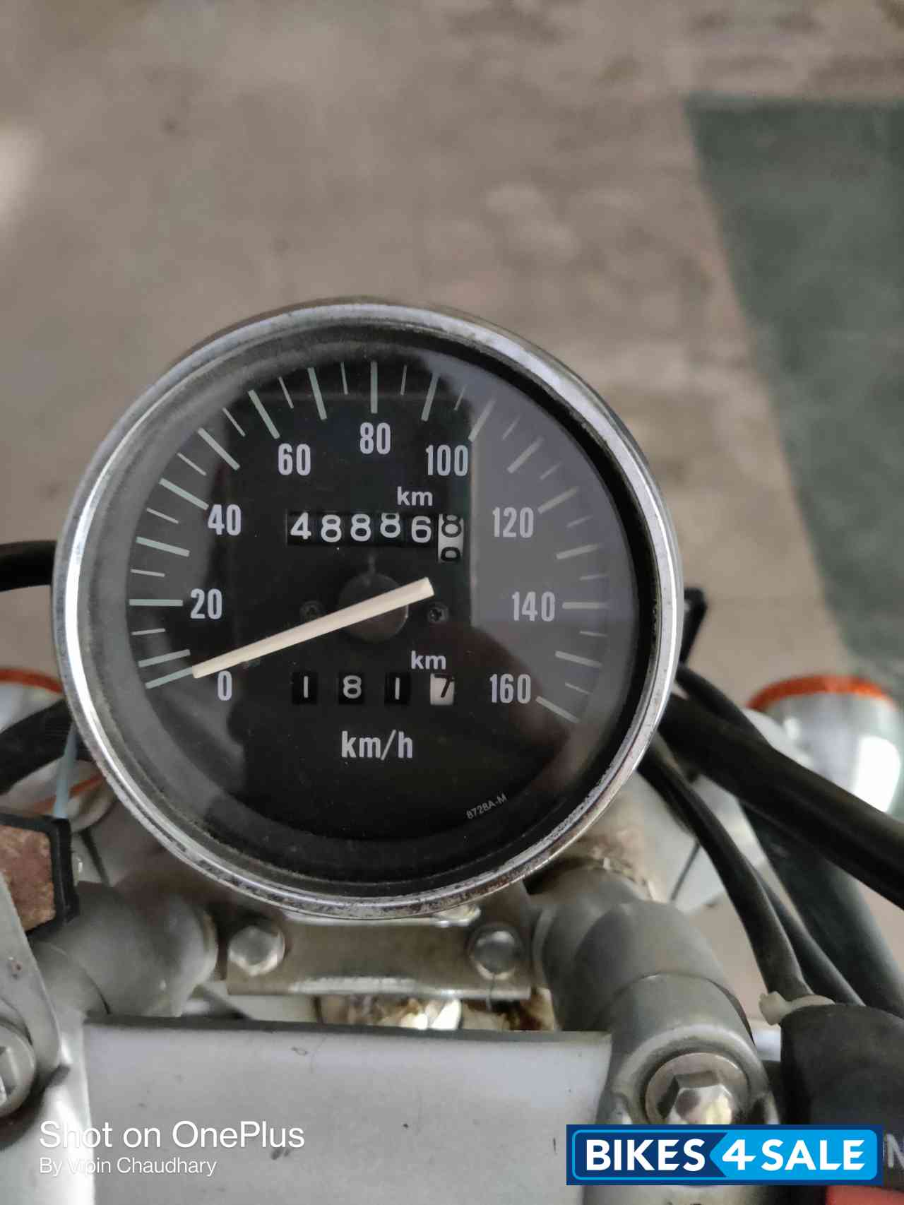 Bajaj Avenger 200 DTS-i
