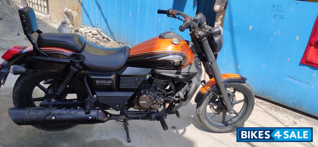 Orange UM Renegade Sports S