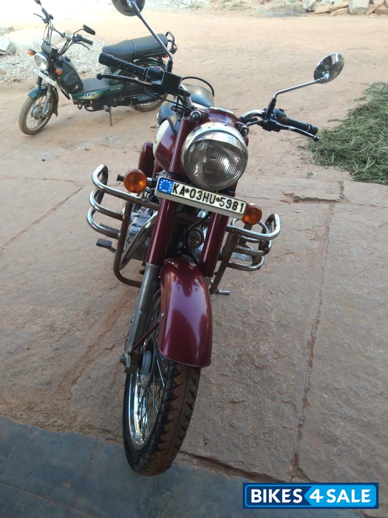 Maroon Royal Enfield Classic 350