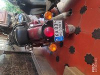 Maroon Royal Enfield Classic 350