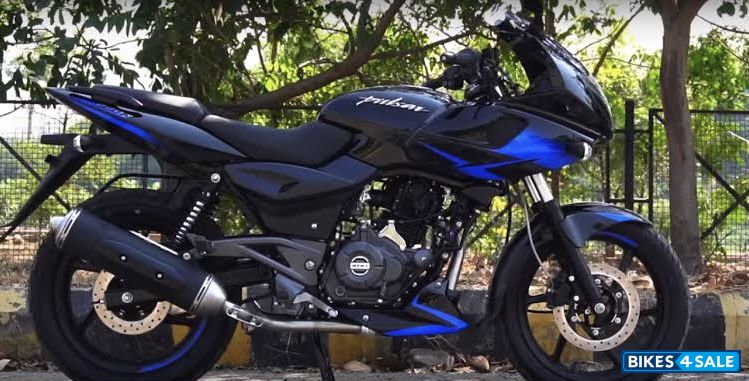 Blue And Black Bajaj Pulsar 220F BS6