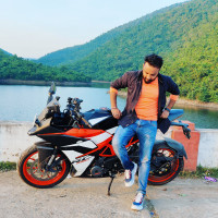 Ebony Black KTM RC 390