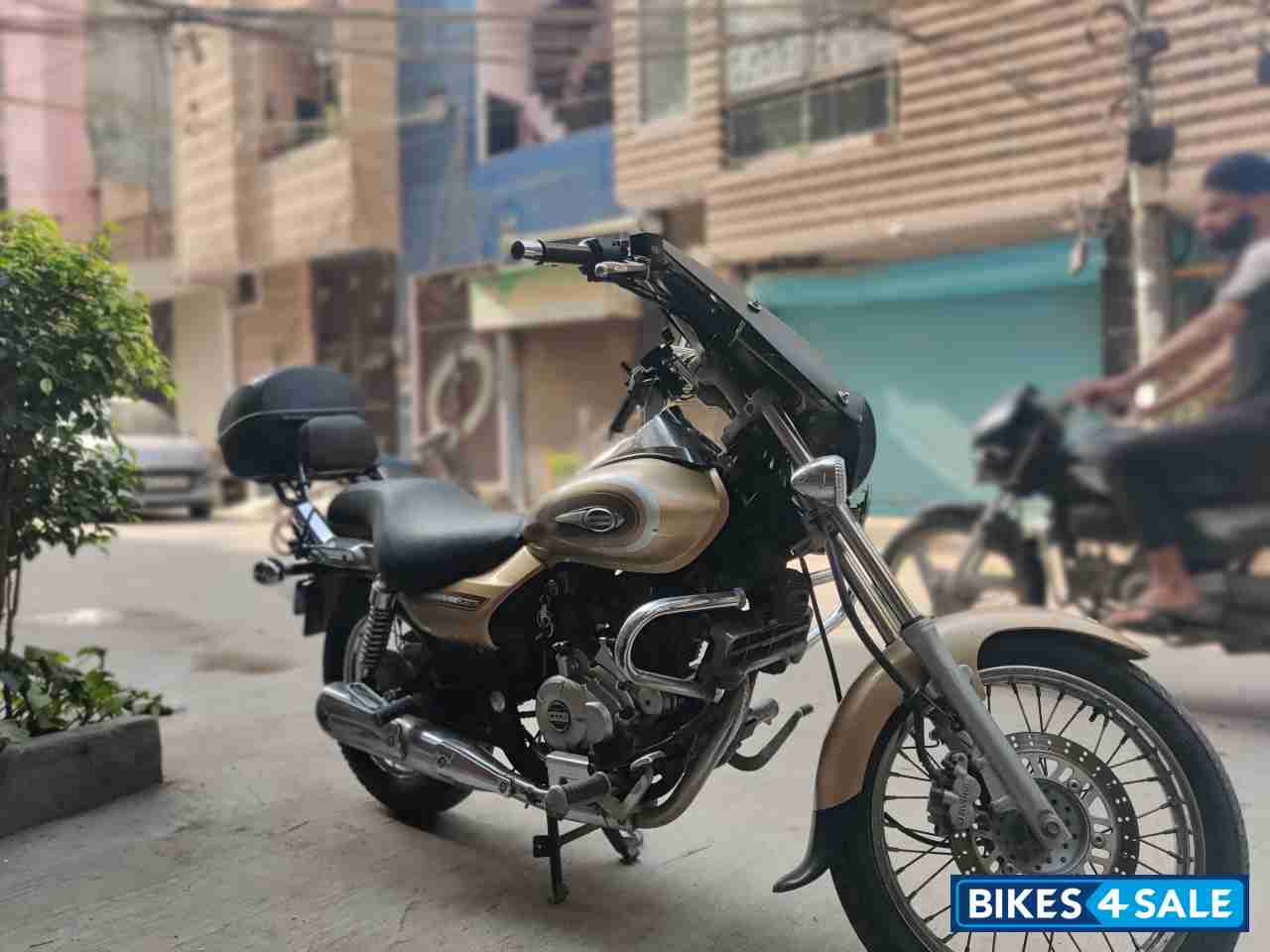 Bajaj Avenger Cruise 220 Bajaj Avenger Cruise 220