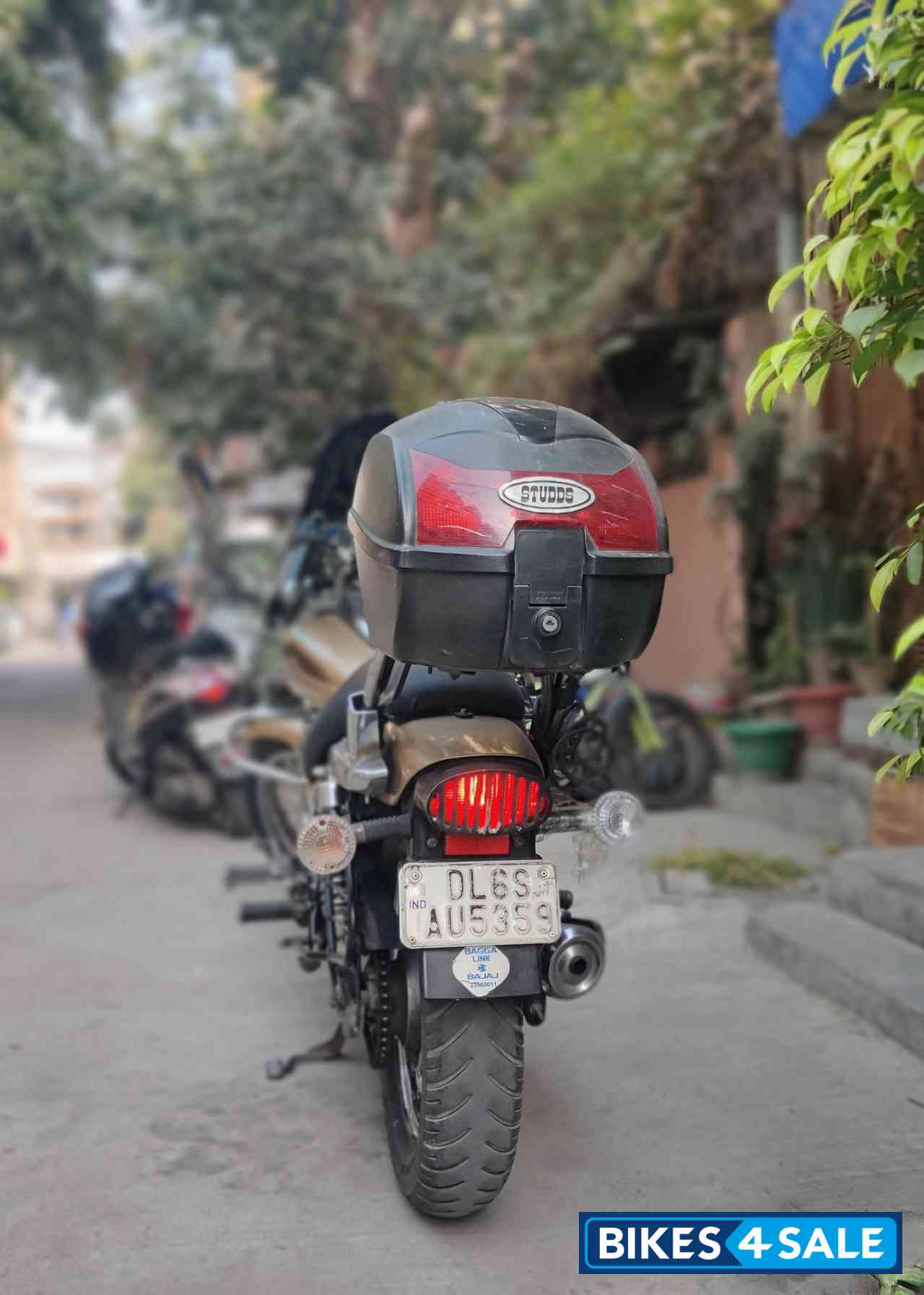 Bajaj Avenger Cruise 220 Bajaj Avenger Cruise 220