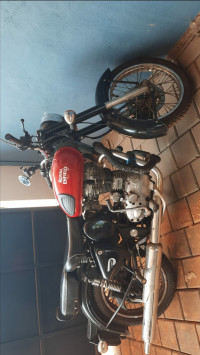 Royal Enfield Classic 350 Redditch Red 2017 Model