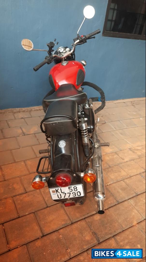 Royal Enfield Classic 350 Redditch Red