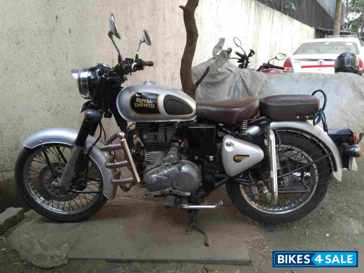 Royal Enfield Classic 350 Royal Enfield Classic 350