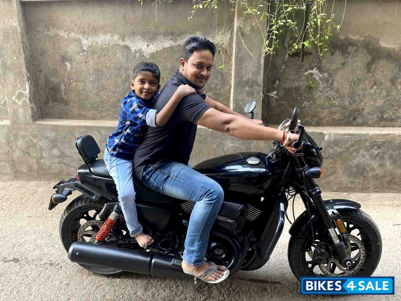 Black Harley Davidson Street Rod