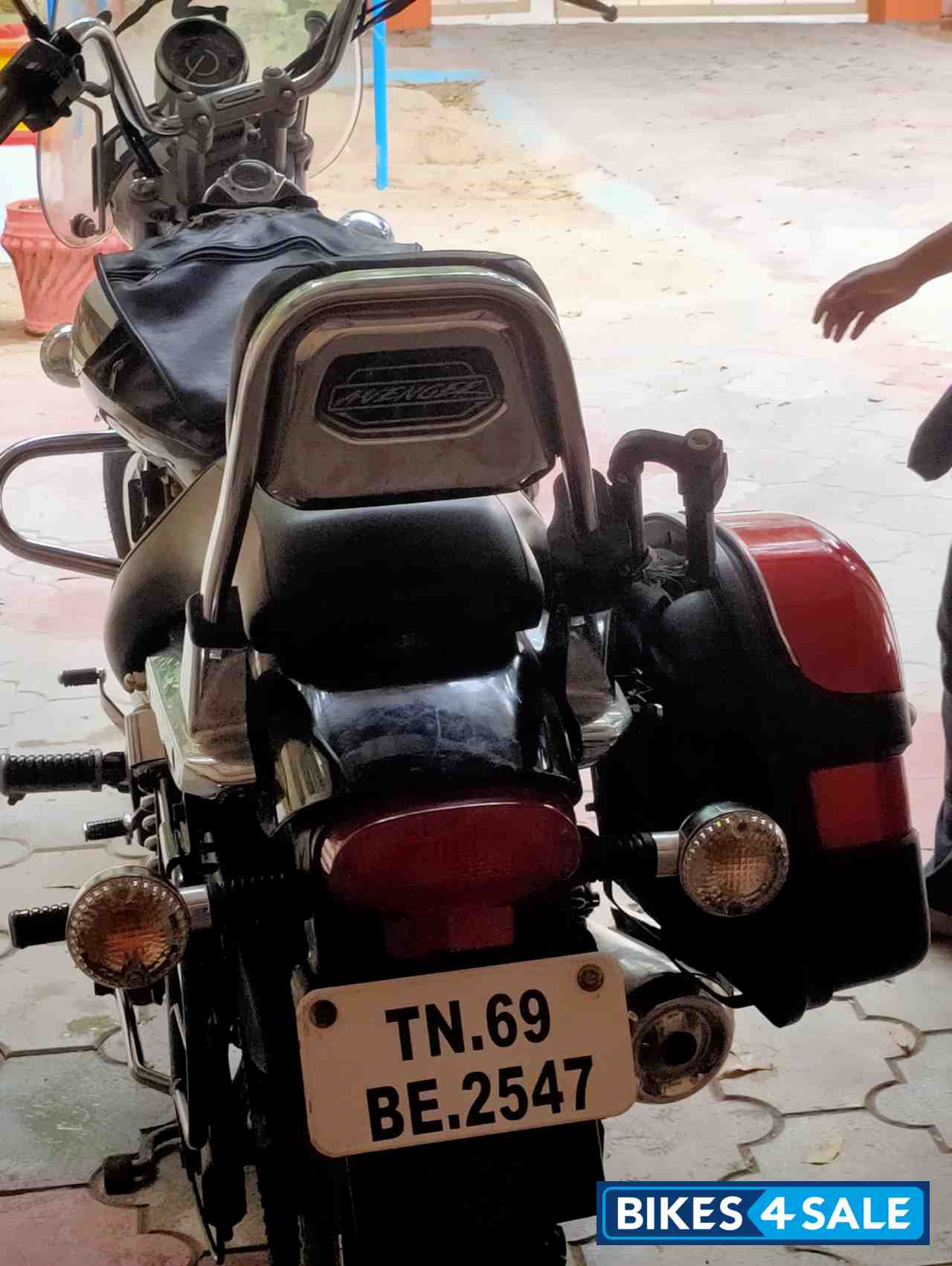 Bajaj Avenger Cruise 220