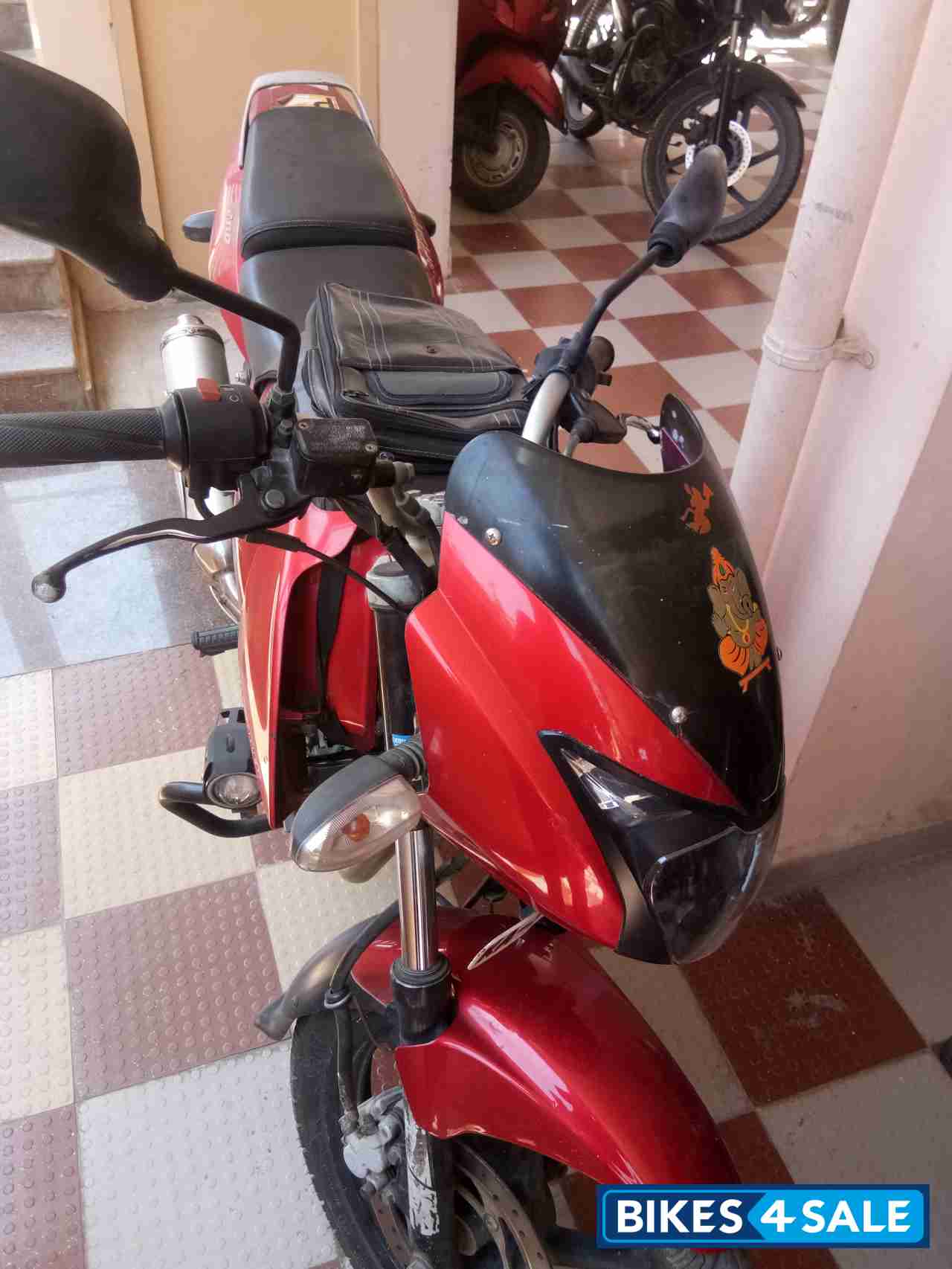Bajaj Pulsar 200 DTSi Bajaj Pulsar 200 DTSi