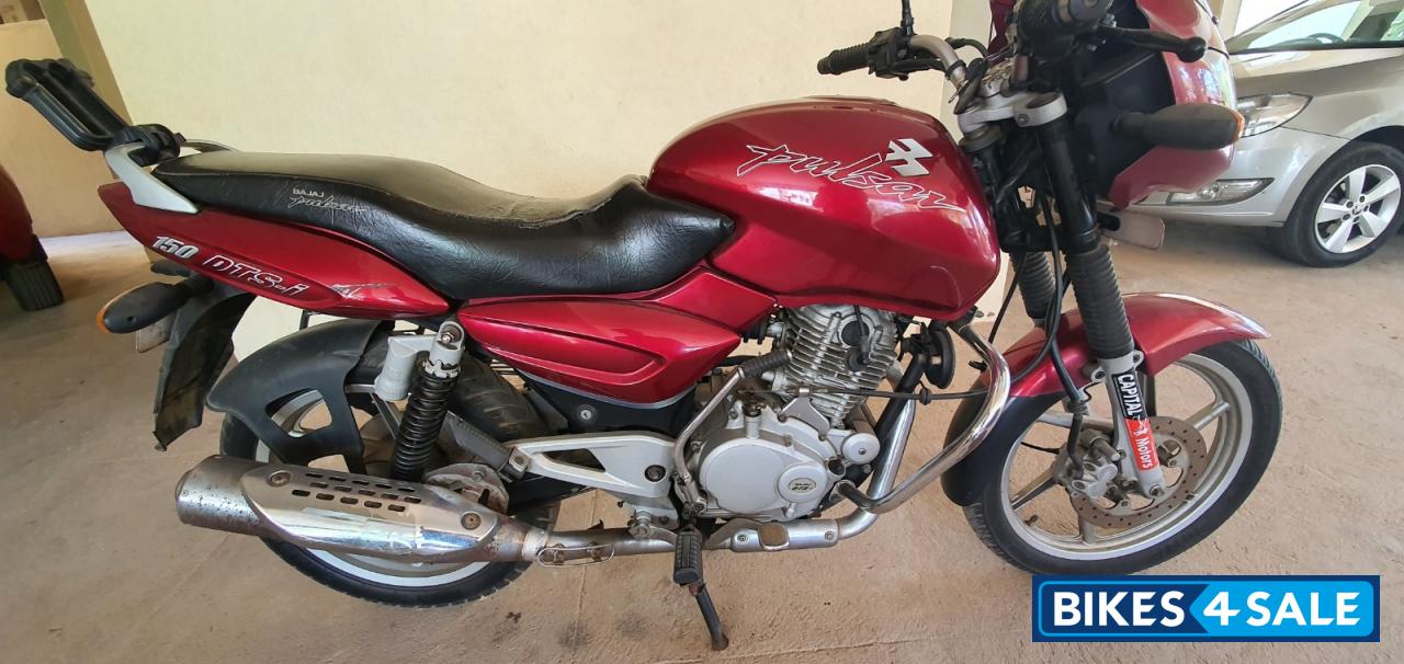 Red Bajaj Pulsar 150 DTSi