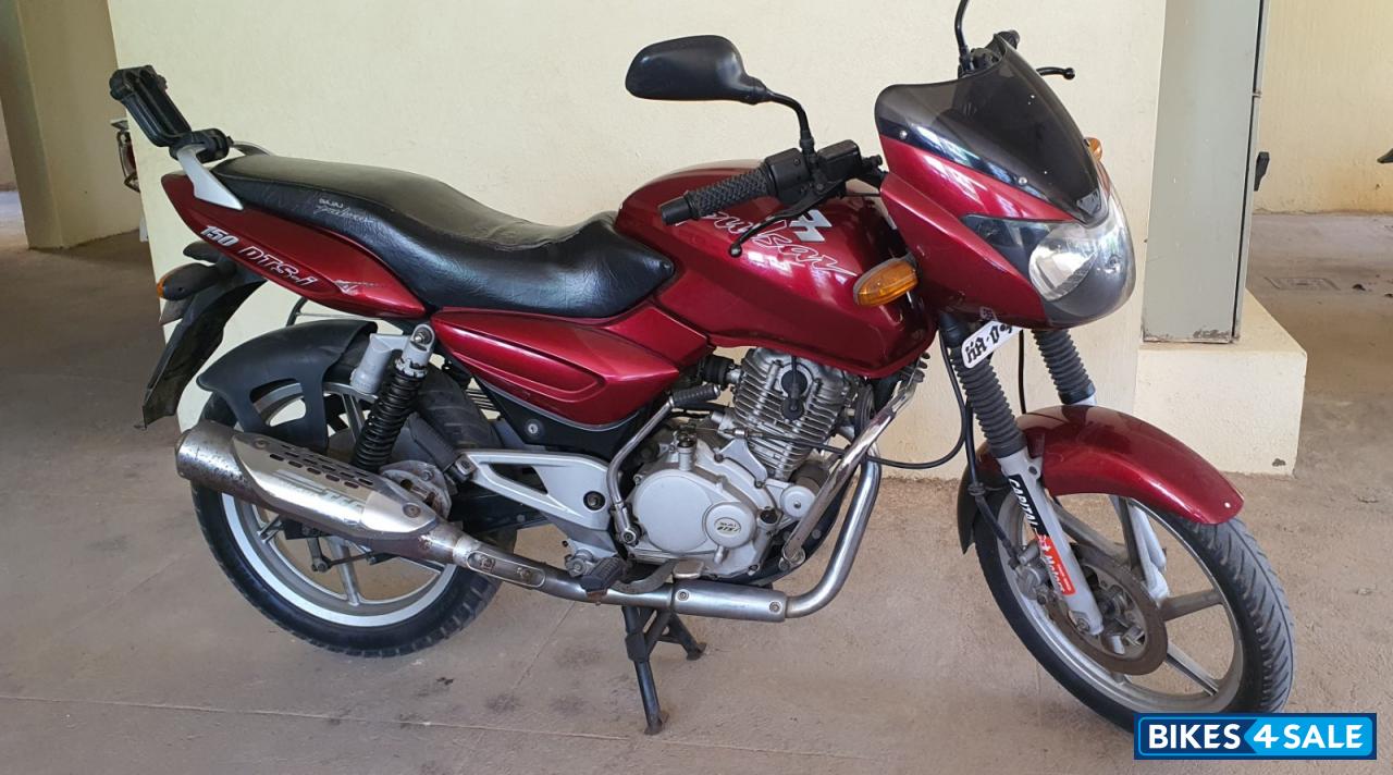Red Bajaj Pulsar 150 DTSi