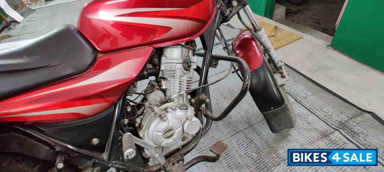 Bajaj Discover DTSi 125
