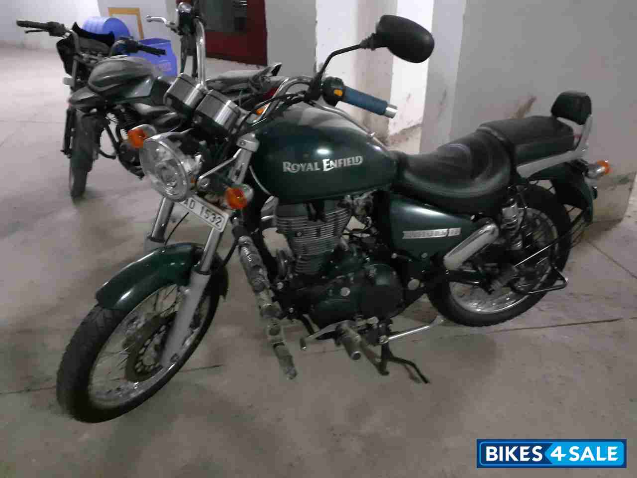 Asphalt Royal Enfield Thunderbird 350