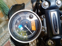Black Bajaj Avenger Street 160