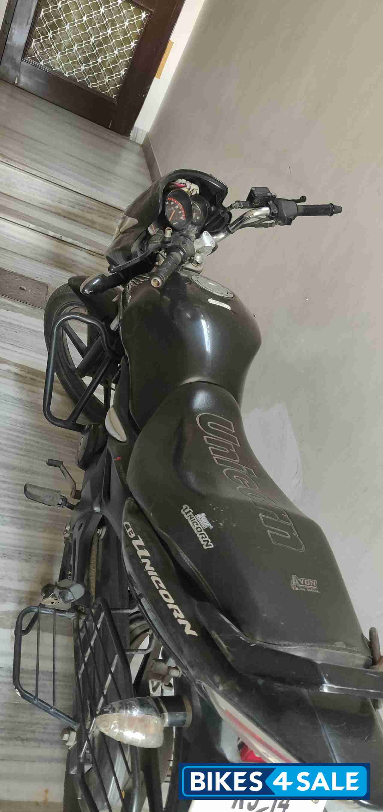 Black Honda CB Unicorn