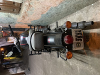 Royal Enfield Classic Stealth Black