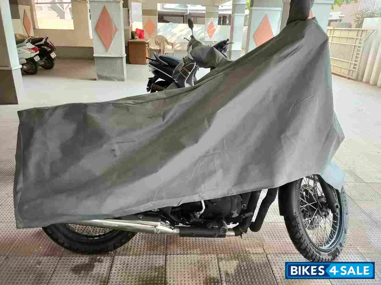 Matte Black Royal Enfield Thunderbird 500