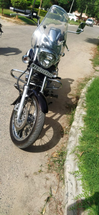 Bajaj Avenger Cruise 220