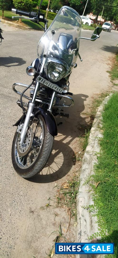 Bajaj Avenger Cruise 220