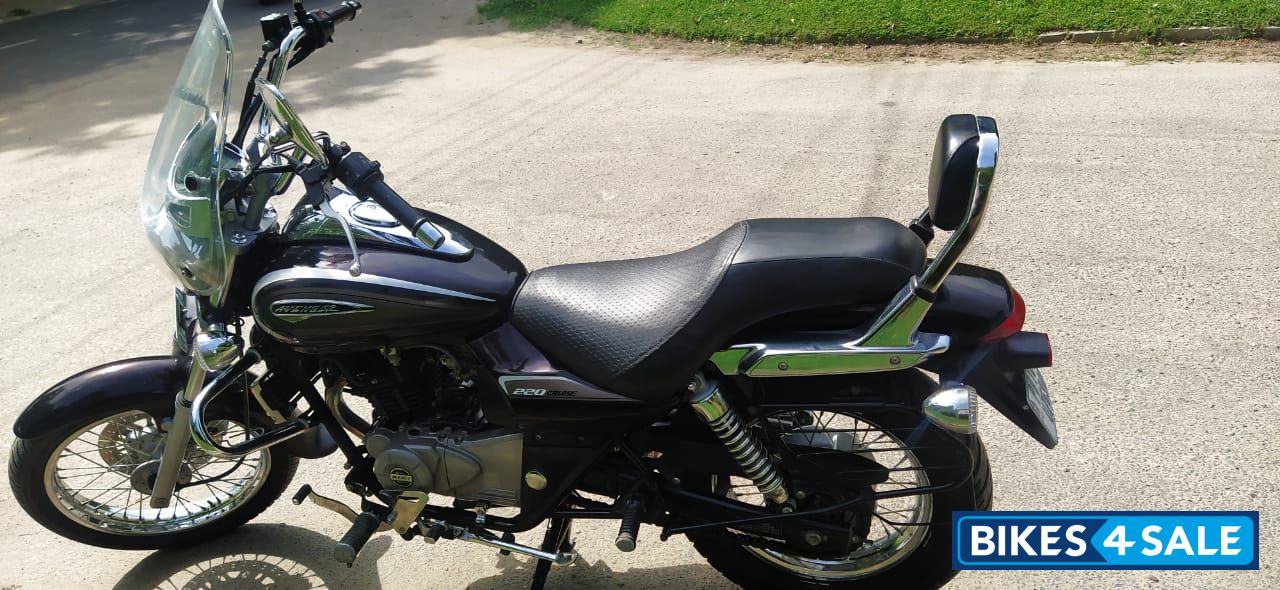 Bajaj Avenger Cruise 220