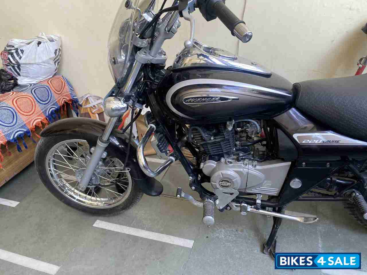 Bajaj Avenger Cruise 220