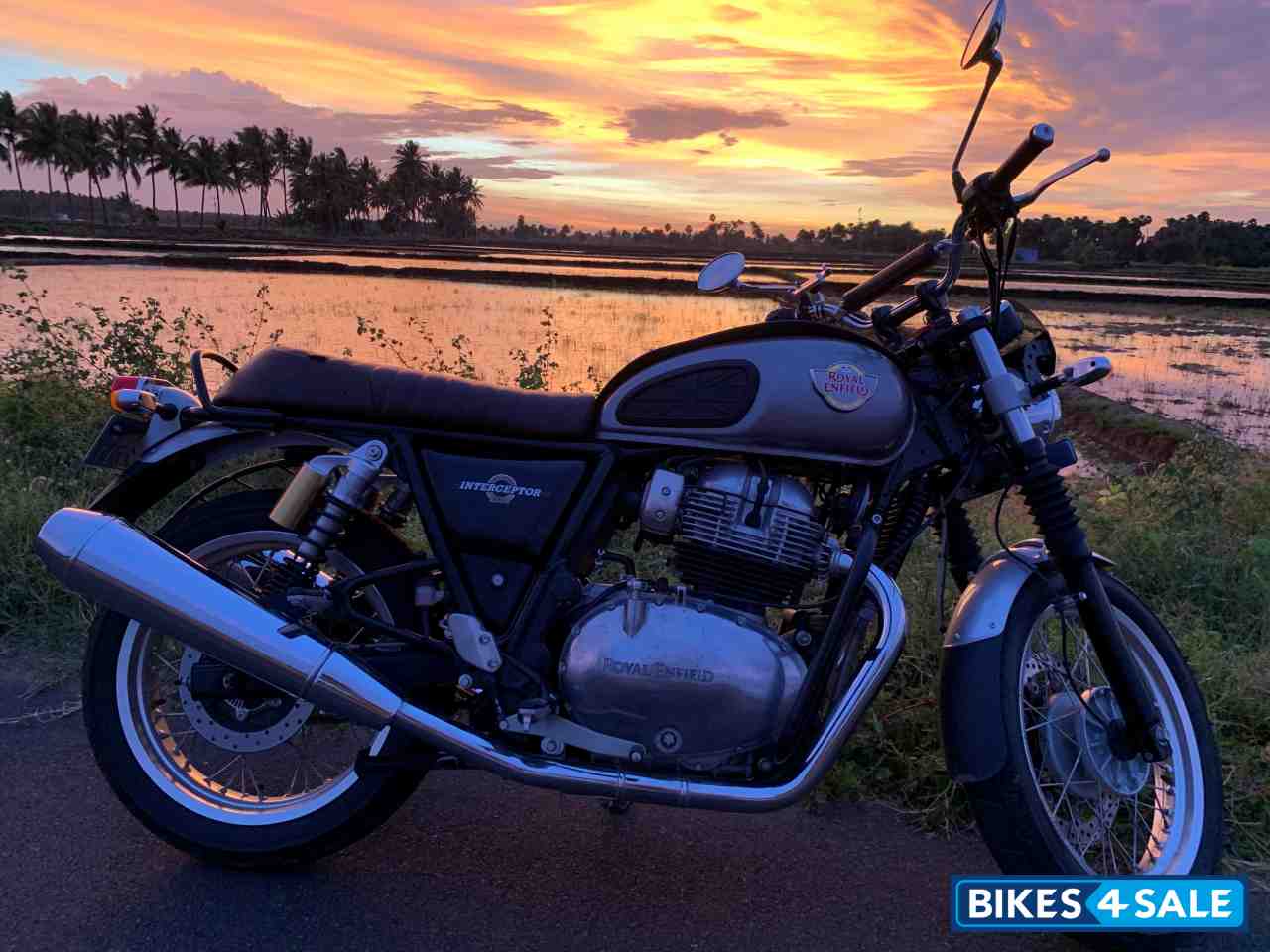 Silver Royal Enfield Interceptor 650 Twin