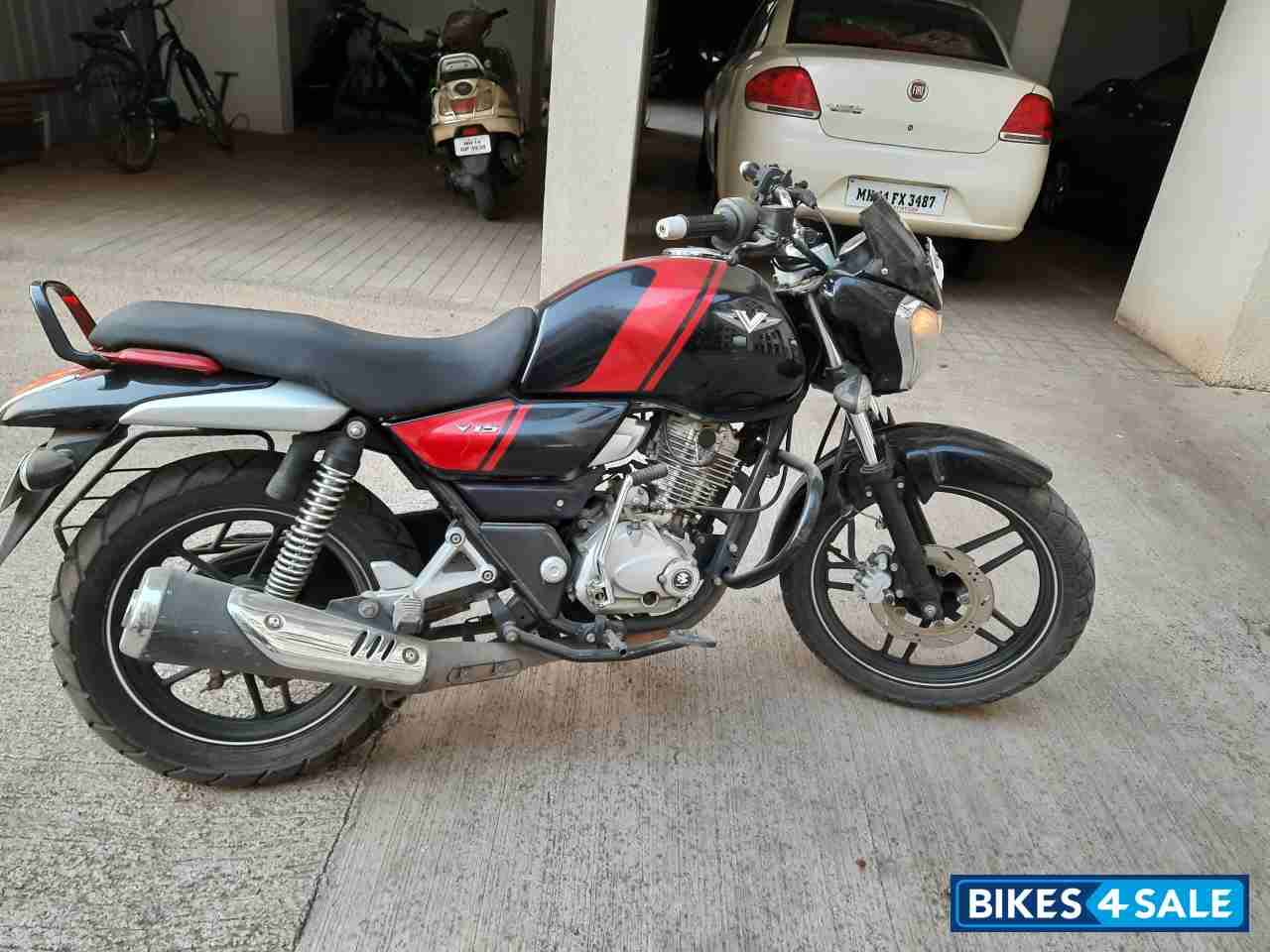 Red & Black Bajaj V15