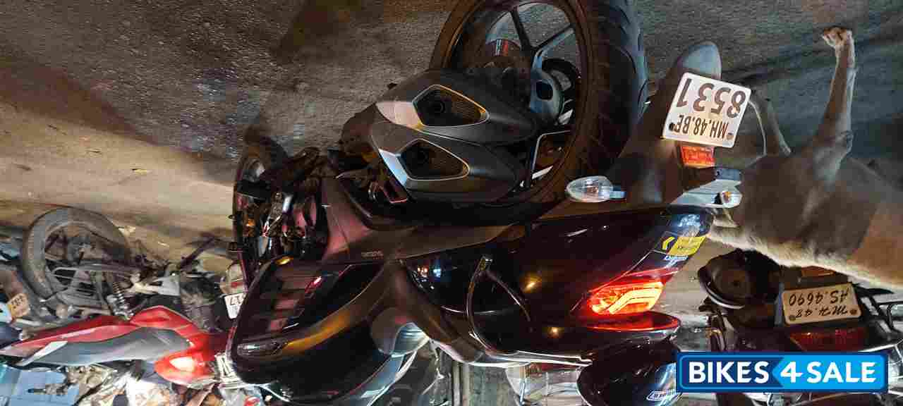 Suzuki Intruder 150 FI