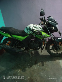 Black Green Yamaha SZ-RR V2