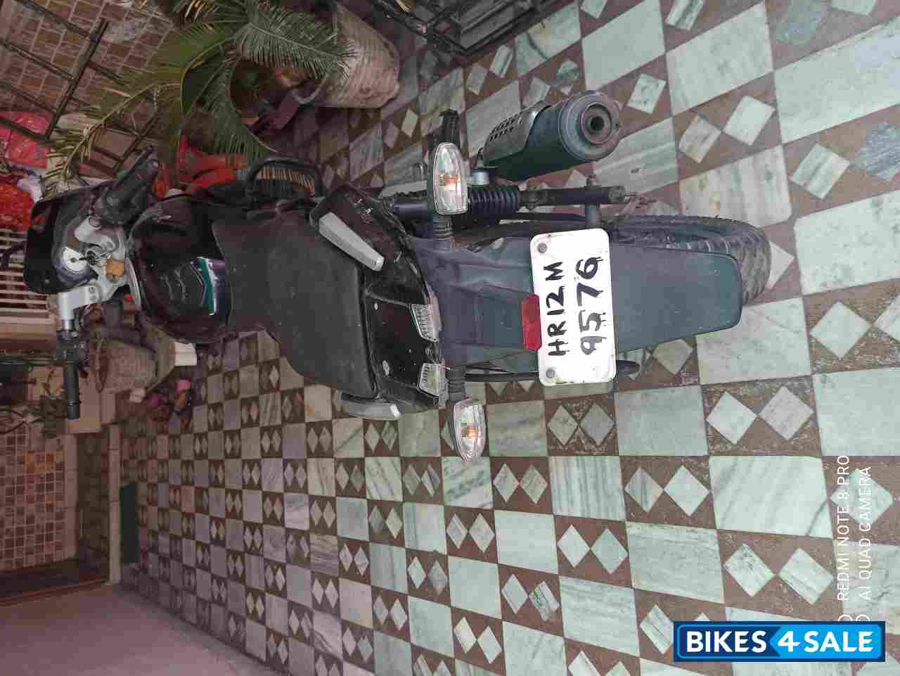 Black Bajaj Pulsar 180 DTSi