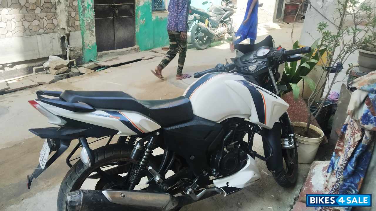TVS Apache RTR 160