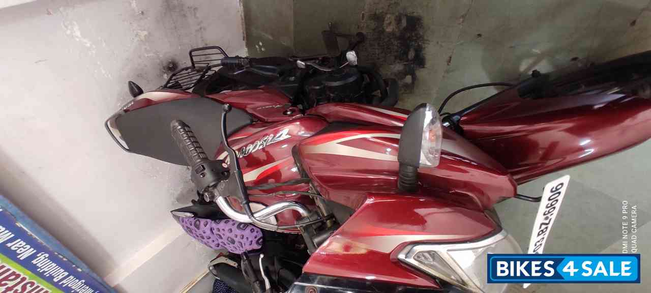 Bajaj Discover 150 F