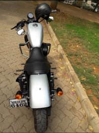 Silver Harley Davidson Iron 883