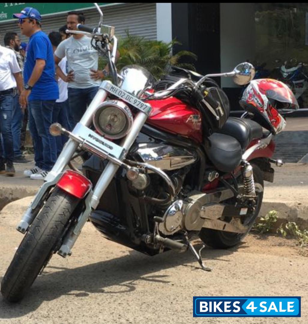 Lava Red Metalic Hyosung GV650 Aquila Pro Lava Red Metalic Hyosung GV650 Aquila Pro