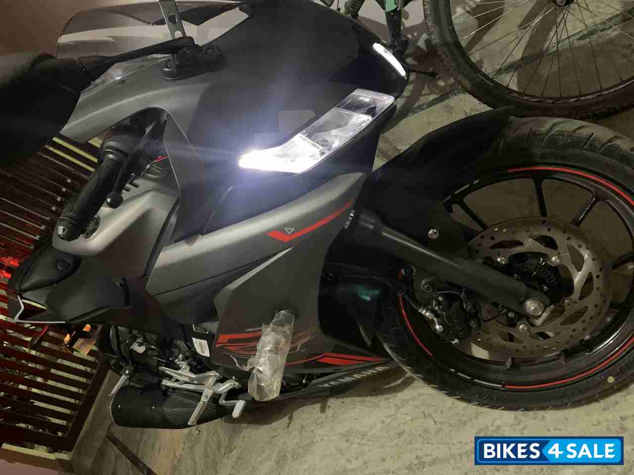 Grey Yamaha YZF R15 V3