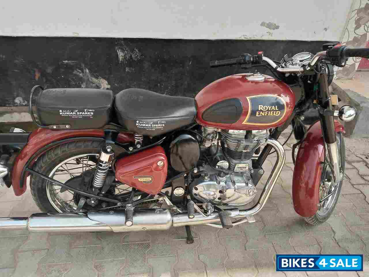 Royal Enfield Classic 350 Redditch Red