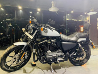 Silver Harley Davidson Iron 883 2020