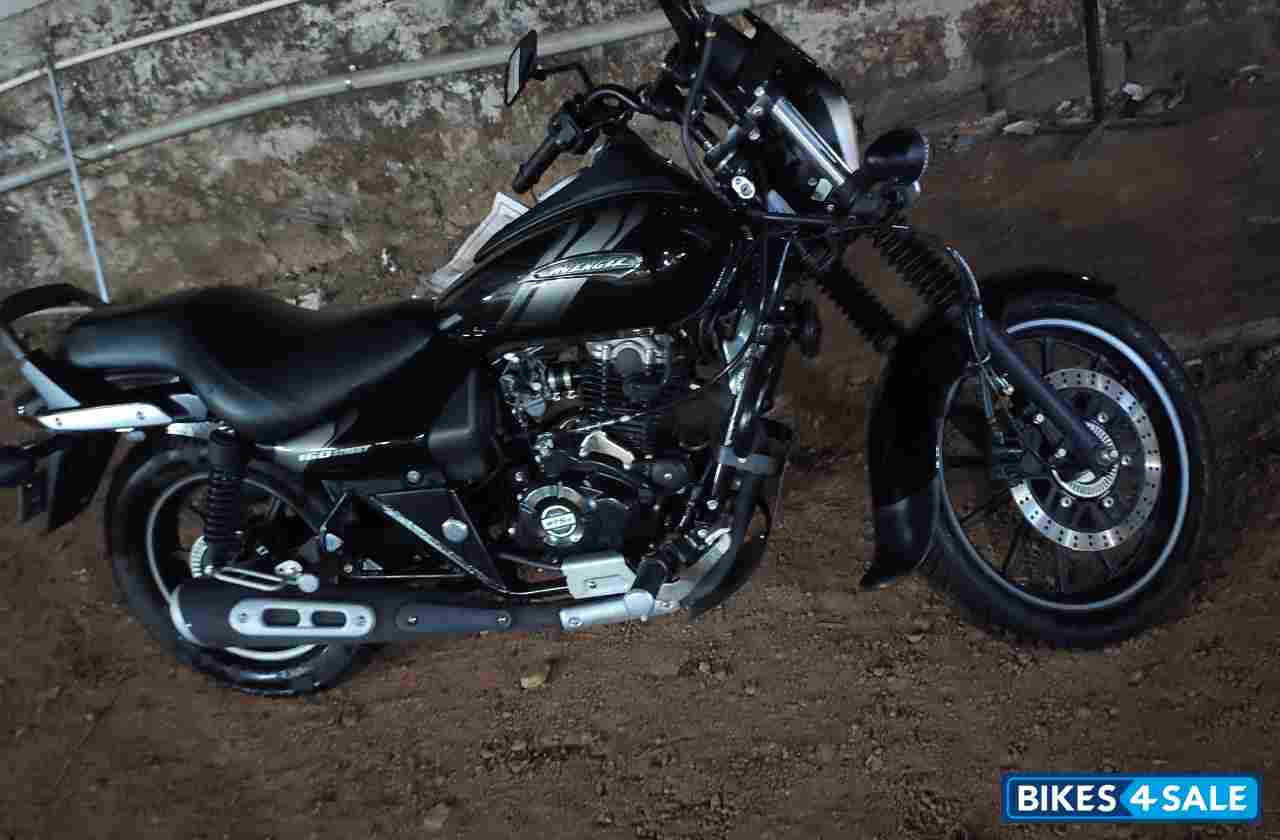 Bajaj Avenger Street 160