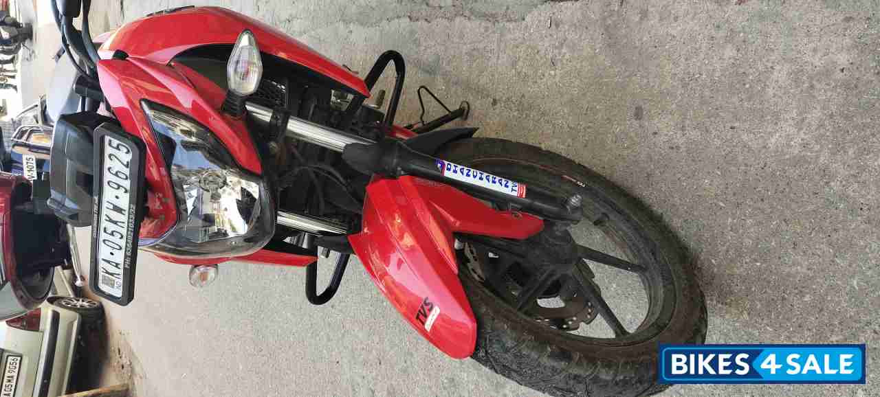 TVS Apache RTR 160 4V