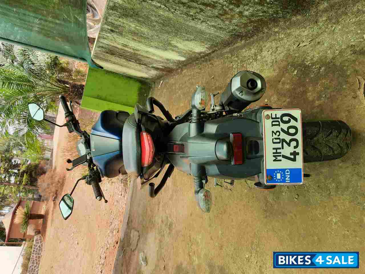 Matte Blue Yamaha MT-15