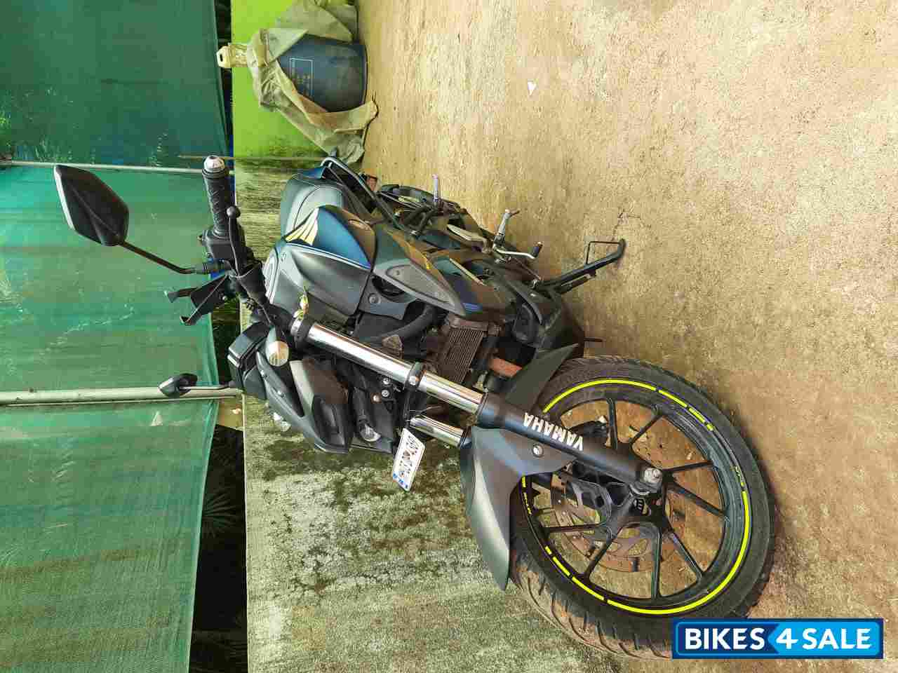 Matte Blue Yamaha MT-15