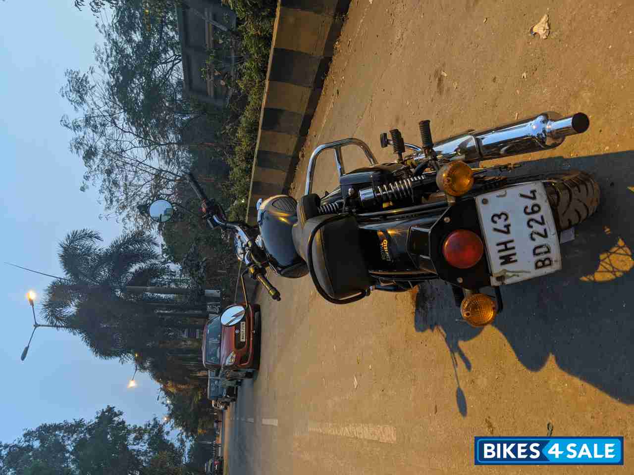 Royal Enfield Classic 350