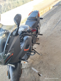 Bajaj Pulsar 180F Neon