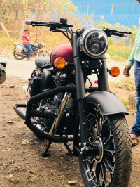 Royal Enfield Classic 350