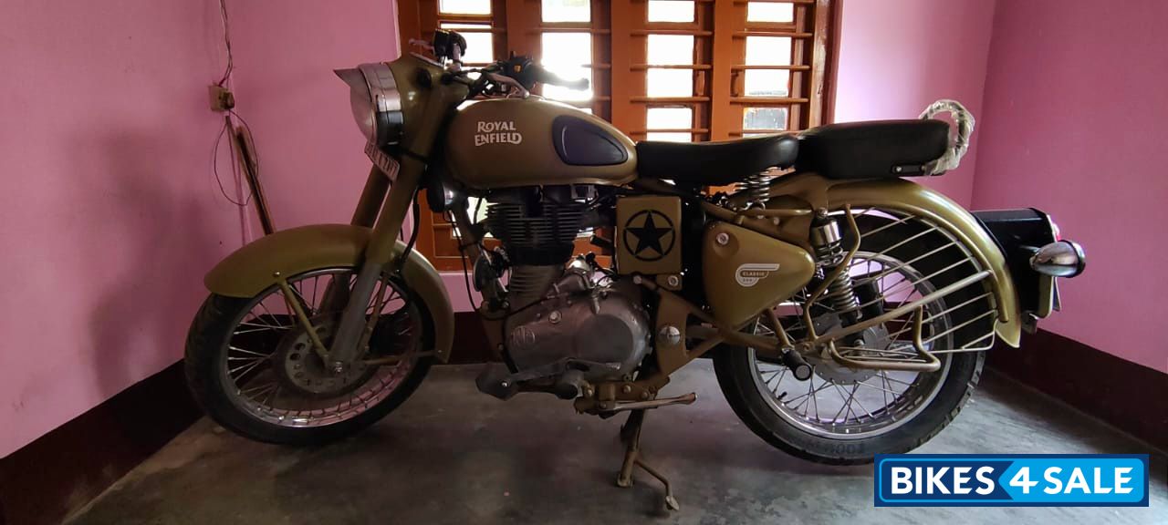 Royal Enfield Classic Desert Storm