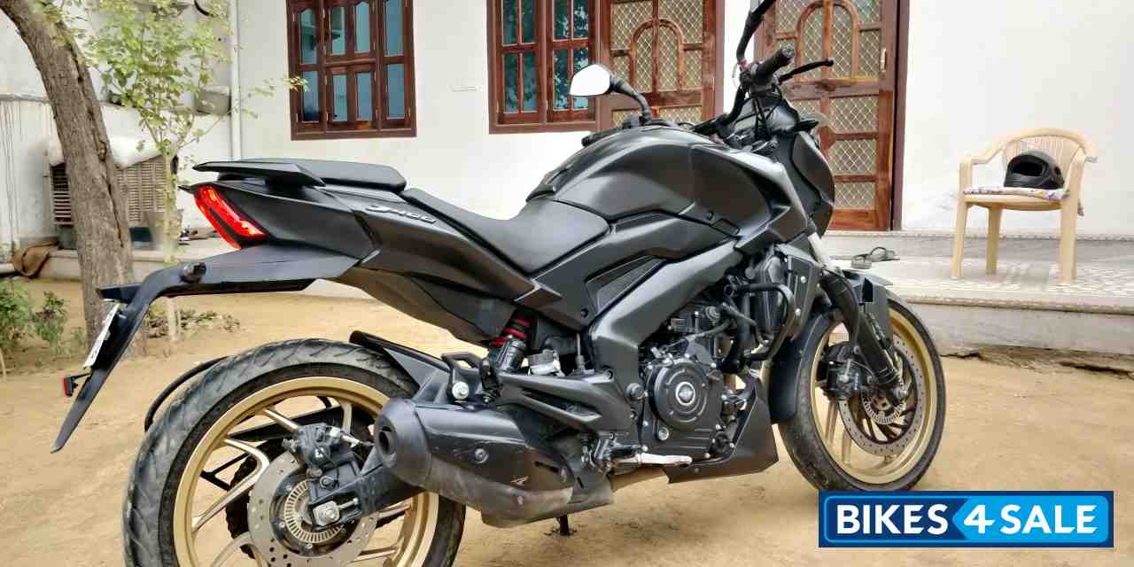 Bajaj Dominar 400
