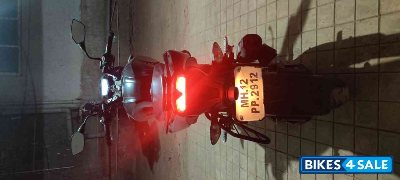 Matt Black TVS Apache RTR 200 4V